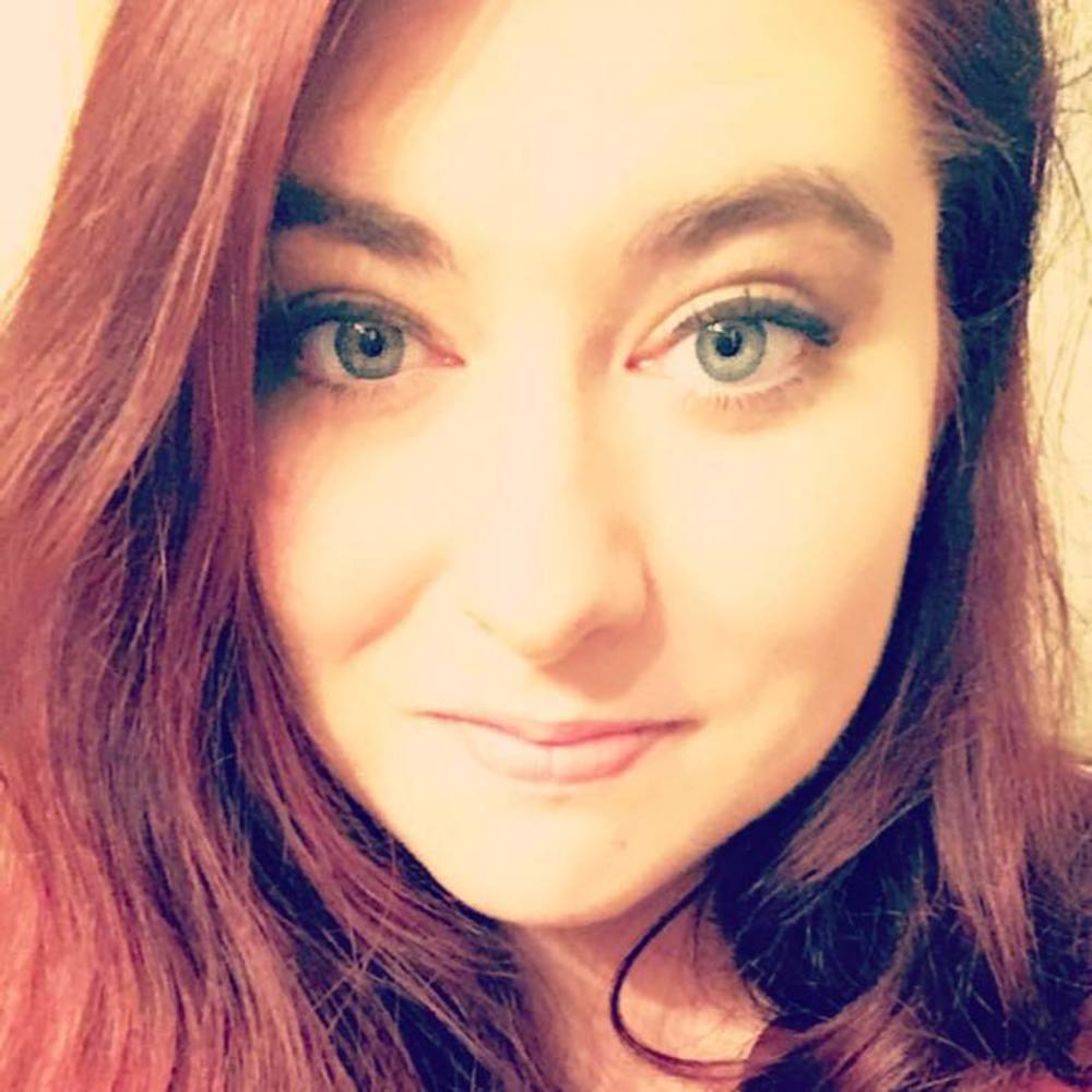 Meet your Posher, Danielle